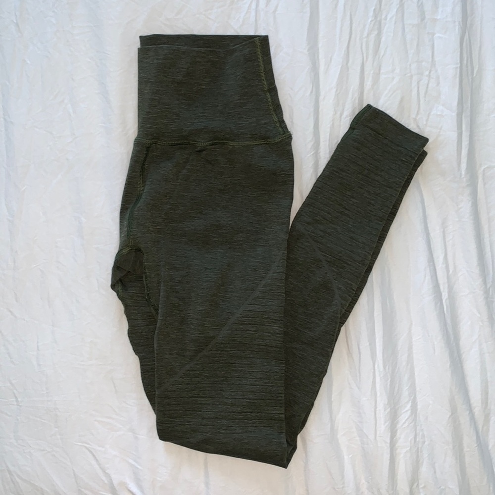 Alphalete Revival legging